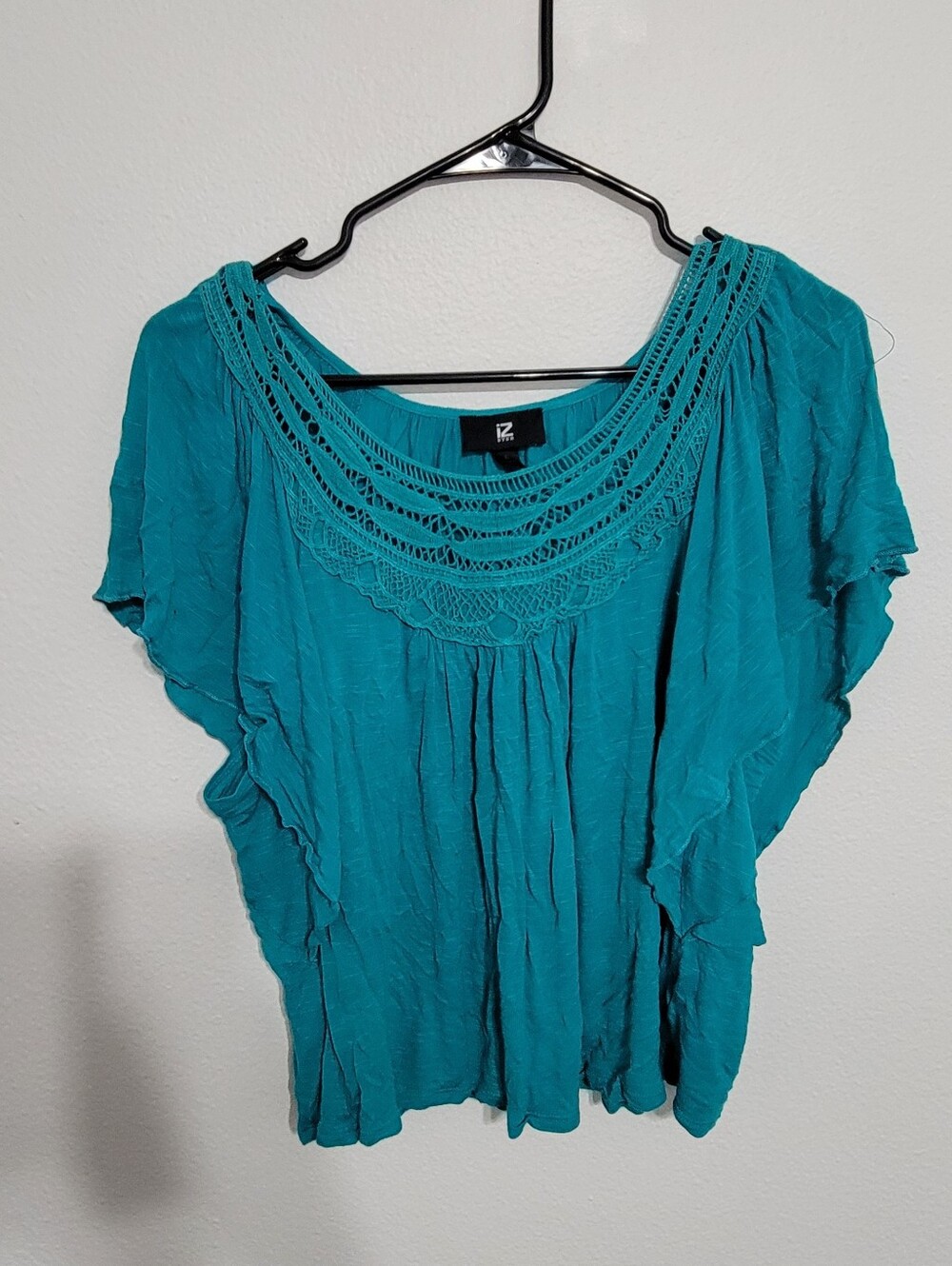 Iz Byer Teal Crochet Yoke Flutter Sleeve Tunic